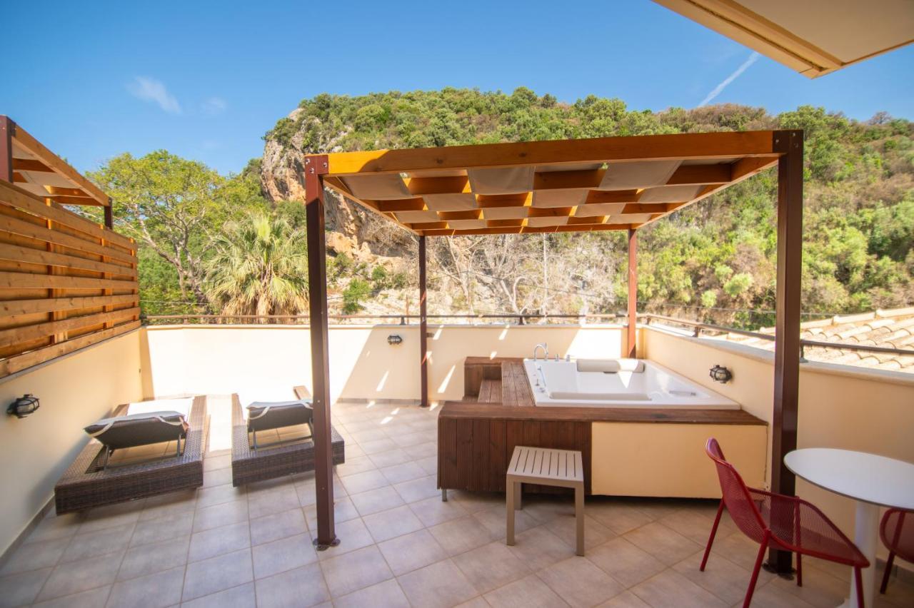 Riviera Perdika Hotel エクステリア 写真