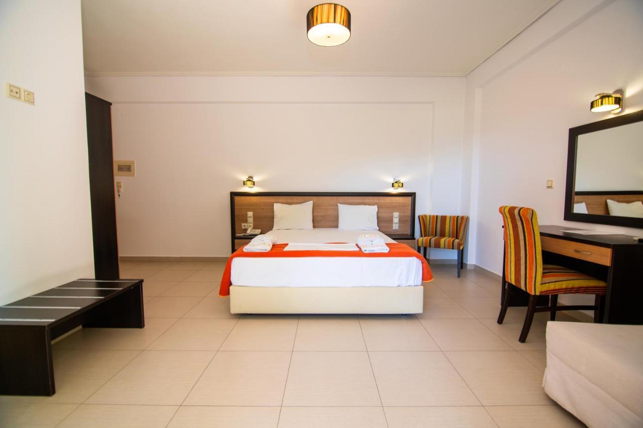 Riviera Perdika Hotel エクステリア 写真