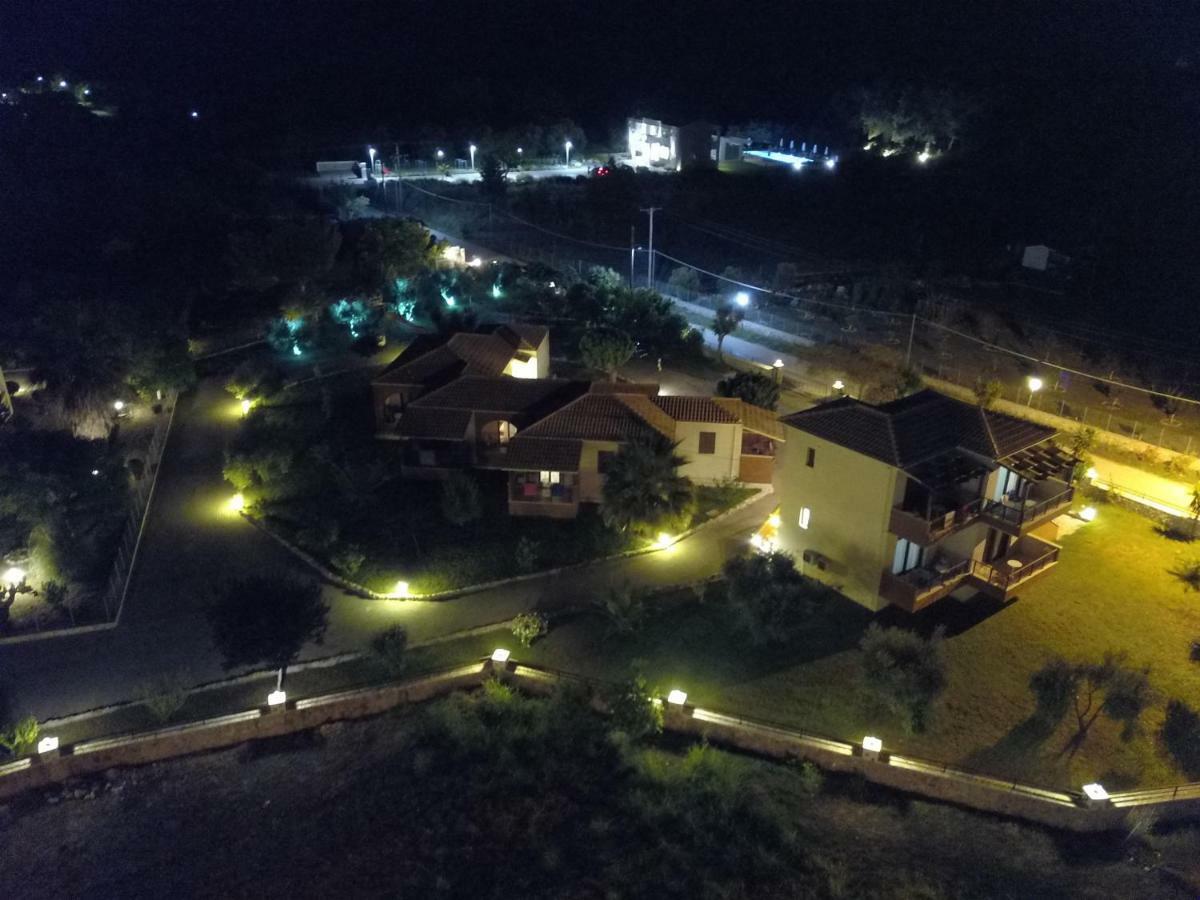 Riviera Perdika Hotel エクステリア 写真